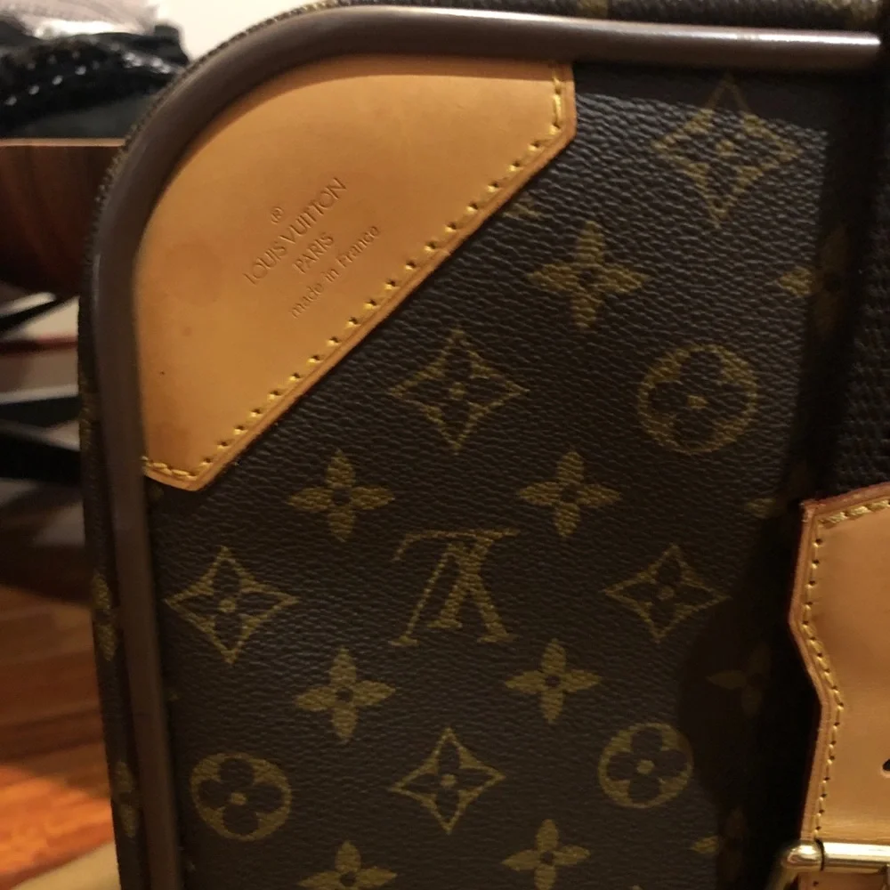 60 Louis Vuitton monogram satellite - Picture 5 of 8
